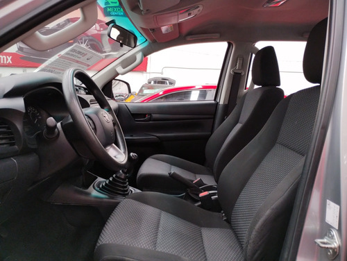 Toyota Hilux 2.7 Cabina Doble Base Mt