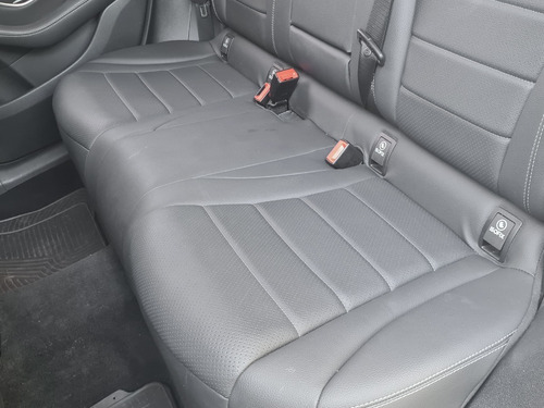 Imagen 23 de 24 de Mercedes-benz Clase Glc 2.0 Glc250 300 4matic Atomático