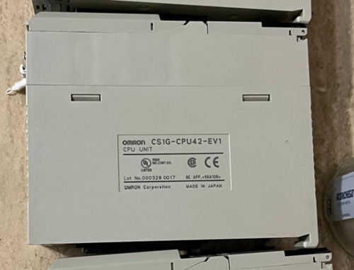 Clp Omron Cs1g-cpu42-ev1 Sysmac + Serial Cs1w-scb21 S/caixa