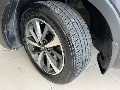 Kia Sorento 2.4 16V GASOLINA EX 7L AUTOMÁTICO
