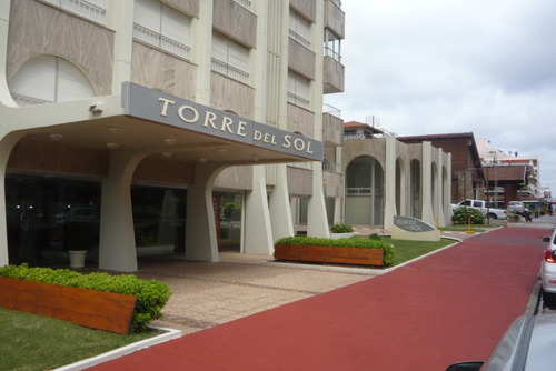 Imagen 2 de 25 de Apartamento De 2 Dormitorios Y 2 Baños En Punta Del Este, Península
