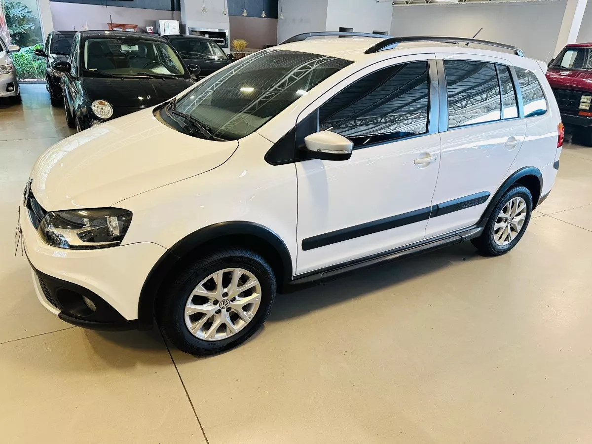 Volkswagen Space Cross 1.6 Total Flex 5p