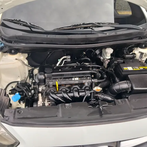Hyundai Accent 1.6l 4 p