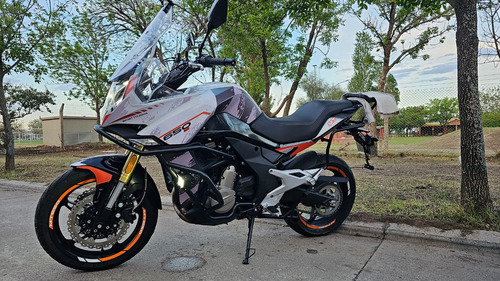Cf Moto 650 Mt Única Por Su Estado Accesorios