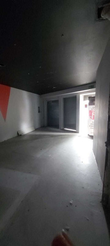 En El Mejor Lugar De La Comercial