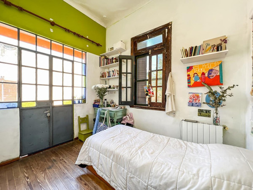 Imagen 9 de 21 de Casa Antigua En Venta - Tigre Centro