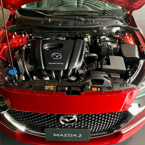 Imagen 12 de 12 de Mazda 2 Sedan Grand Touring Lx Rojo