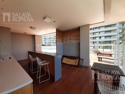 Imagen 11 de 30 de Departamento 4 Ambientes Con Una De Las Mejores Vistas De Buenos Aires - Edificio Bahia Del Puerto