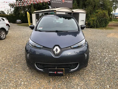 Renault Zoe At 4x2