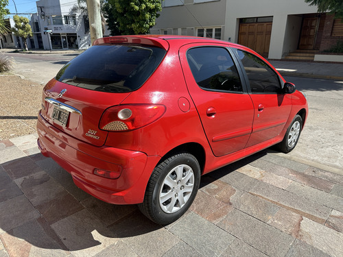 Peugeot 207 1.4 Active 75cv