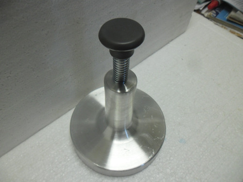 Imagen 3 de 4 de Molde Para Hamburguesas Nuevo Diámetro 14 Cms En Aluminio