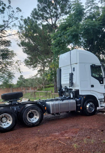 Camión Tractor Iveco Hi Way 440