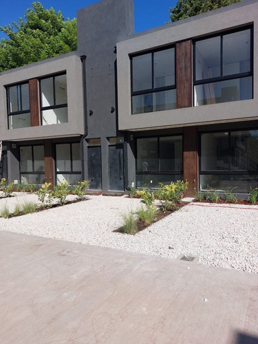 Imagen 3 de 18 de Venta De Complejo/condomino Gabriela Mistral | Ituzaingo N