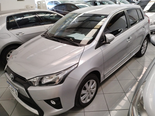 Imagen 1 de 25 de Toyota Yaris 1.5 Cvt, Concesionario Oficial