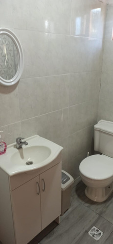 Imagen 15 de 24 de Casa - En Venta - En Solar De 660m2 - Barrio Pinares - Mza 125