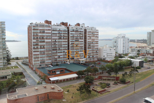 Departamento En Excelente Zona, Torre Imperiale