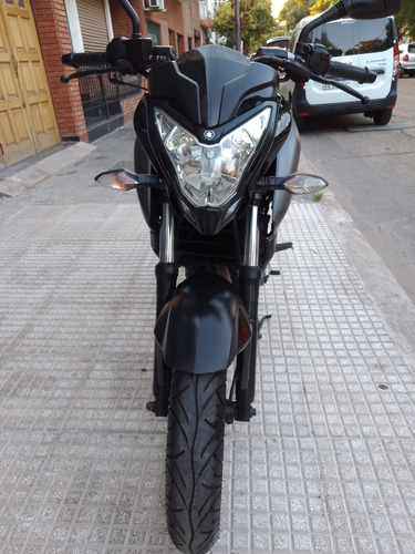Rouser Ns200