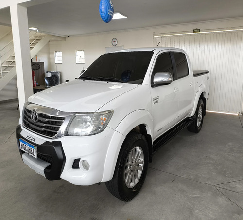 Toyota Hilux 2.7 SRV 4X4 CD 16V FLEX 4P AUTOMÁTICO