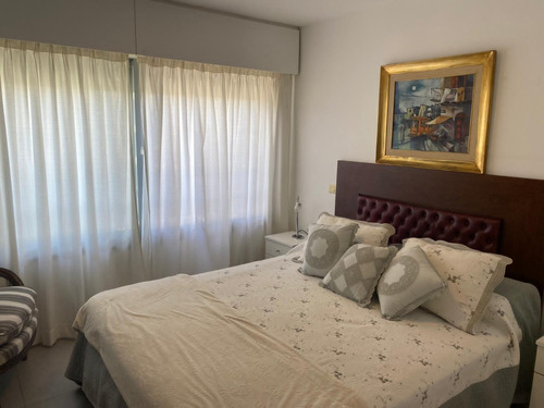 Imagen 16 de 19 de Piso 12 Con Piscina Climatizada A Dos Cuadras De Playa Brava, 2 De Playa Mansa Y Una Del Enjoy