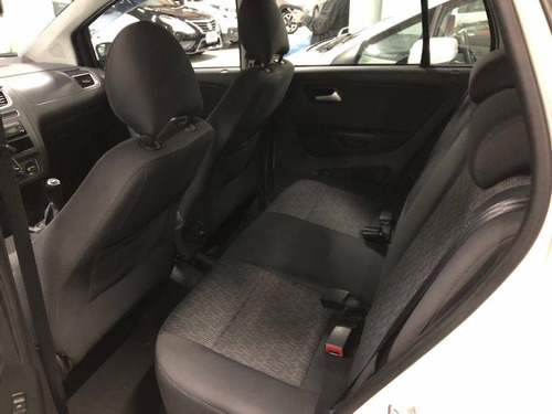 Imagem 11 de 12 de Volkswagen Fox 1.6 Mi 8v Flex 4p Manual
