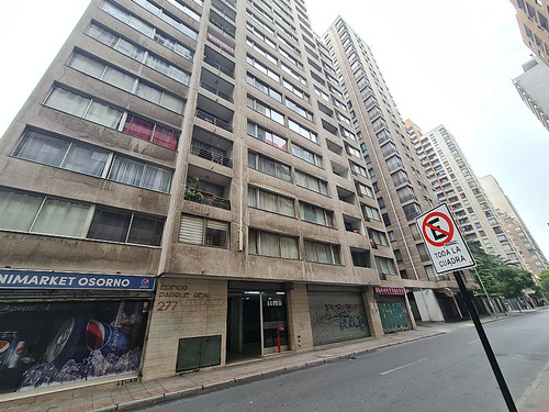 Departamento A Pasos De Parque Almagro, Santiago