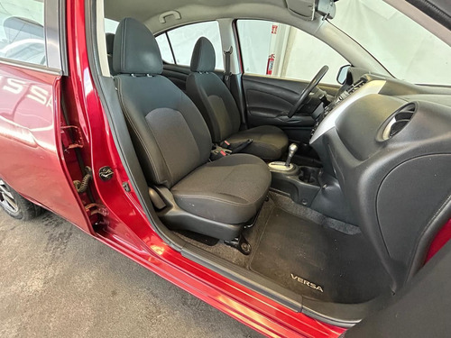 Nissan Versa 1.6 Advance At