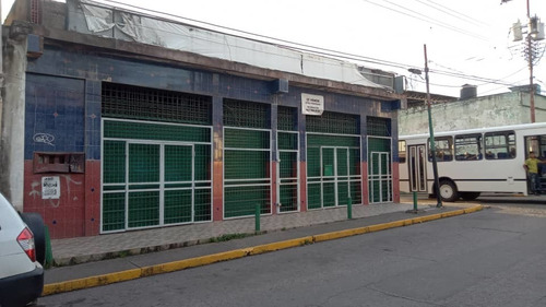 Imagen 3 de 5 de Venta Centro Comercial Santa Teresa Del Tuy
