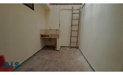 Venta De Apartamento En Itagüí, Sector El Tablaz...(mls#252016)