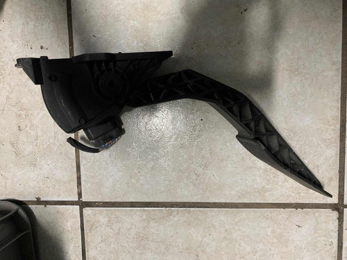 Pedal De Aceleración Chevrolet Tahoe 07-1125832864 Ml1098 (Usado)