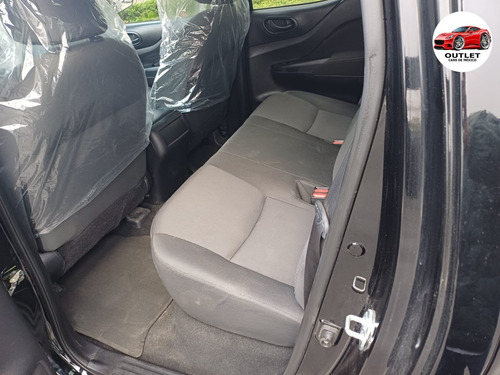 Nissan Frontier 2.5 Se Dc 4X2 Mt