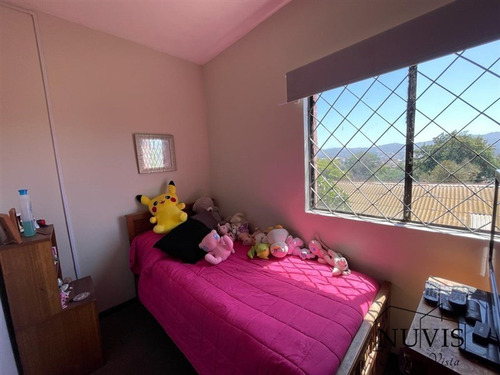 Casa En Venta De 4 Dorm. En Quilpué