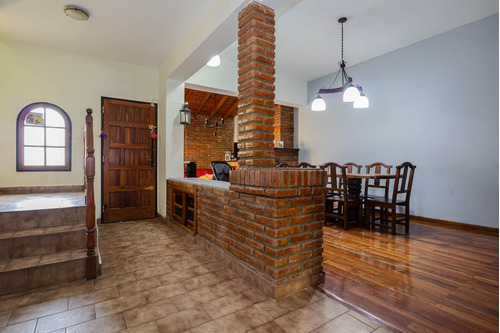 Imagen 15 de 30 de Venta Urgente Por Viaje Casa 5 Amb - Castelar