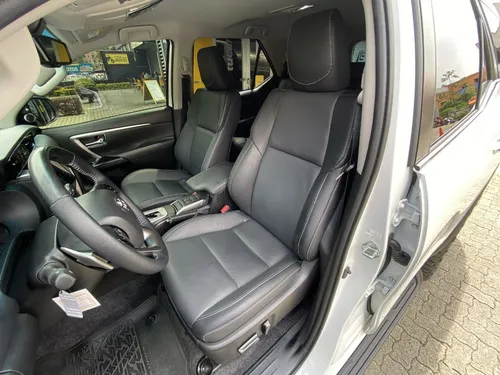 Toyota Fortuner 2.8 Srv Diesel