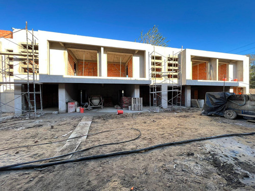 Imagen 7 de 27 de Venta Duplex Casa - Canning - Financiacion