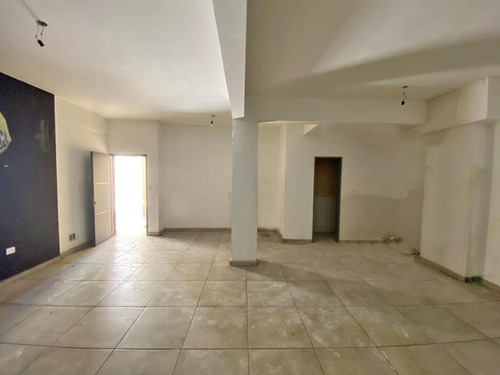 Imagen 3 de 8 de Local Comercial - Merlo Norte Centro - Buena Ubicacion