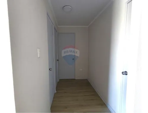 Departamento En Jardines De Lo Campino
