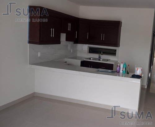 Departamento En Renta En Col. Aurora, Tampico Tamaulipas.