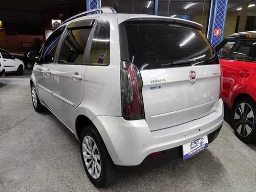 Imagem 6 de 8 de Fiat Idea 2016 1.4 Attractive Flex 5p Ipva 2022 Total Pago