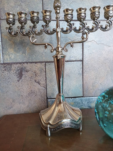 Candelabro Dé 8 Velas Chapeado En Plata Peso 1.250 G.39 Alto