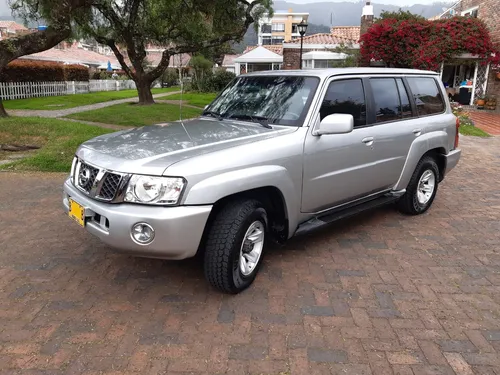 Nissan Patrol 4.8 Y61 Grx