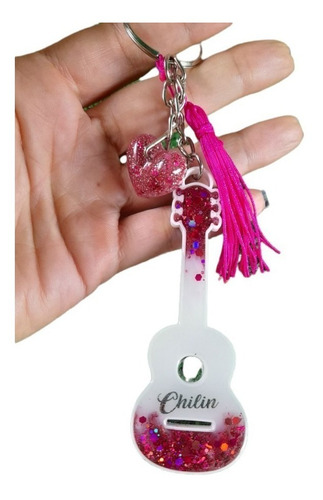 Imagen 2 de 7 de Llaveros En Resina Con Gliters Y Accesorios Personalizados