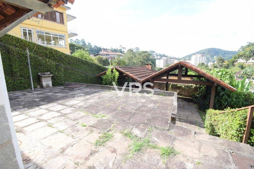 Casa Com 4 Dormitórios À Venda, 200 M² Por R$ 920.000,00 - Jardim Cascata - Teresópolis/rj - Ca0347