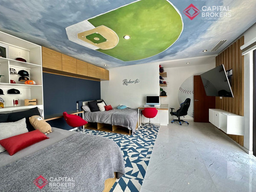 Casa En Venta De Lujo En Villa Verona Con Alberca