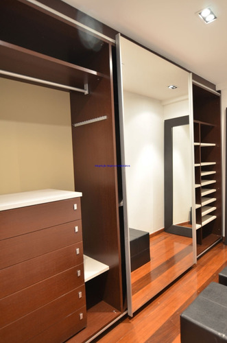 Imagem 21 de 30 de Apartamento 280m², 03 Dormitórios (sendo Suítes), 04 Banheiros E 04 Vagas Na Garagem. Condomínio Com Portaria, Segurança 24hrs, Piscina. - 21080307 - 69919826