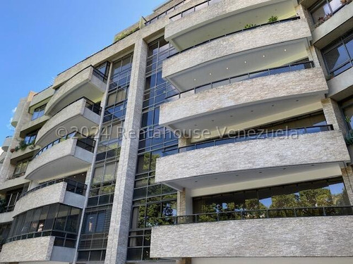Elegante Apartamento En Exclusivo Condominio, Rodeado De Excelentes Areas Verdes En La Castellana Mls 24-15265 Mb
