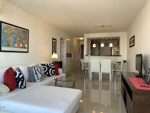 Imagen 2 de 26 de Departamento De 3 Dormitorios, Con Excelente Vista A La Playa Brava, Full Amenities.