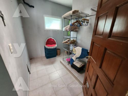 Casa En Venta 4 Recámaras, Amueblada, Piscina, Estudio Tv, Res. Campestre, Cancún