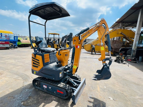 Miniexcavadora Pessato E12k Año 2022