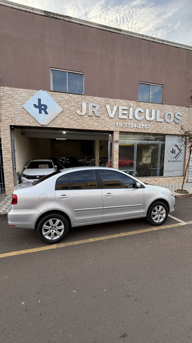 Volkswagen Polo Sedan 1.6 Vht Total Flex 4p