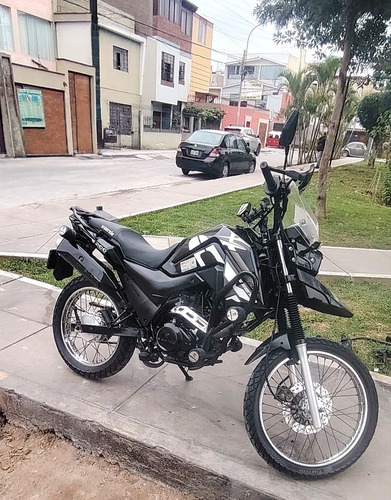 Color Negra Con Slider Y Cadena De Seguridad